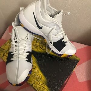 Pg 2 TS Nike size 11 ;white&black